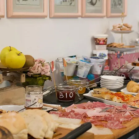 Igea 50 Bed & Breakfast 3*